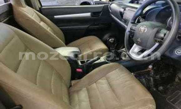 Comprar Usado Toyota Land Cruiser De outros Carro em Chidenguele em Gaza Comprar Usado Toyota Land Cruiser De outros Carro em Chidenguele em Gaza