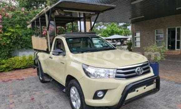 Comprar Usado Toyota Land Cruiser De outros Carro em Chidenguele em Gaza Comprar Usado Toyota Land Cruiser De outros Carro em Chidenguele em Gaza