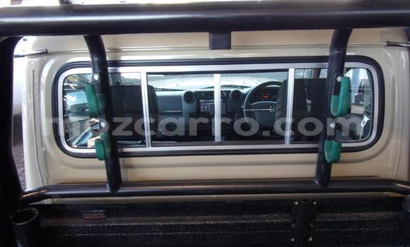 Buy Used Toyota Land Cruiser Brown Car in Beira in Sofala Buy Used Toyota Land Cruiser Brown Car in Beira in Sofala