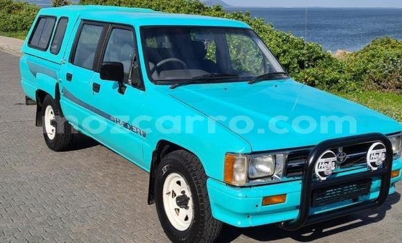 Tenga Tsaru Toyota Hilux Bhuruu Mota in Beira in Sofala