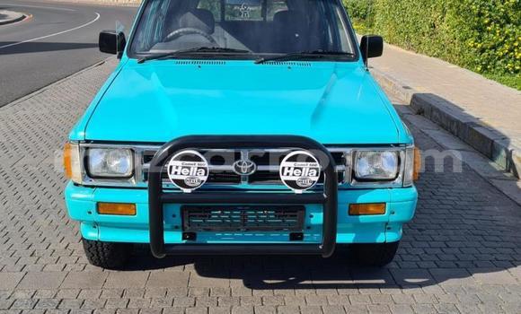 Buy Used Toyota Hilux Blue Car in Beira in Sofala Buy Used Toyota Hilux Blue Car in Beira in Sofala