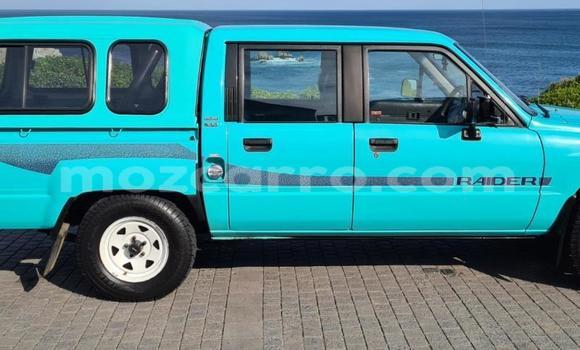 Buy Used Toyota Hilux Blue Car in Beira in Sofala Buy Used Toyota Hilux Blue Car in Beira in Sofala