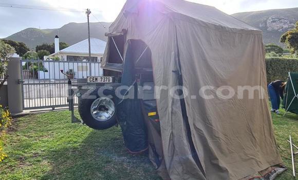 Buy Used Toyota Hilux Green Car in Beira in Sofala Buy Used Toyota Hilux Green Car in Beira in Sofala