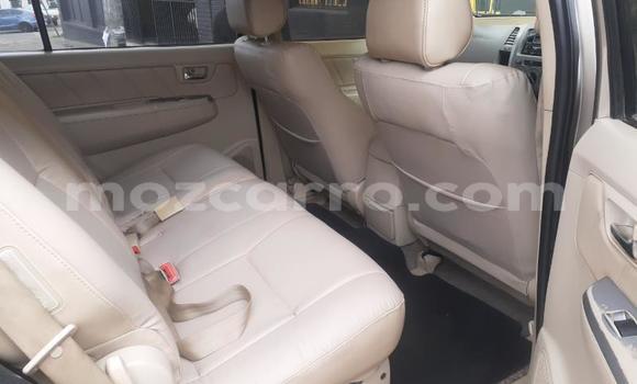 Buy Used Toyota Fortuner Silver Car in Beira in Sofala Buy Used Toyota Fortuner Silver Car in Beira in Sofala