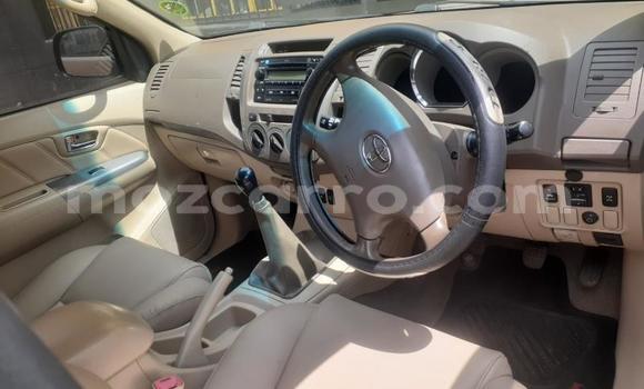 Buy Used Toyota Fortuner Silver Car in Beira in Sofala Buy Used Toyota Fortuner Silver Car in Beira in Sofala
