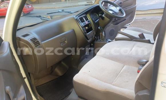 Buy Used Hyundai H1 White Car in Beira in Sofala Buy Used Hyundai H1 White Car in Beira in Sofala