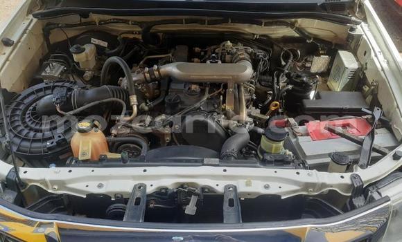 Buy Used Toyota Hilux Silver Car in Beira in Sofala Buy Used Toyota Hilux Silver Car in Beira in Sofala