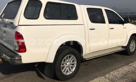 Tenga Tsaru Toyota Hilux Chena Mota in Maputo in Maputo Tenga Tsaru Toyota Hilux Chena Mota in Maputo in Maputo