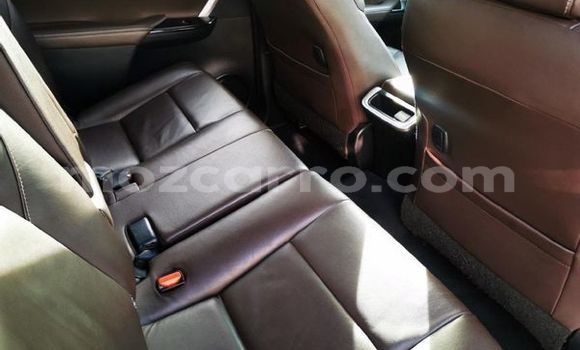 Nunua Ilio tumika Toyota Fortuner Nyeupe Gari ndani ya Maputo nchini Maputo Nunua Ilio tumika Toyota Fortuner Nyeupe Gari ndani ya Maputo nchini Maputo