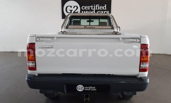 Comprar Usado Toyota Hilux Branco Carro em Maputo em Maputo Comprar Usado Toyota Hilux Branco Carro em Maputo em Maputo