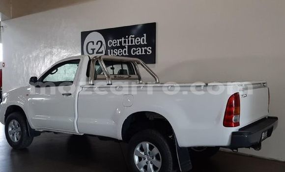 Comprar Usado Toyota Hilux Branco Carro em Maputo em Maputo Comprar Usado Toyota Hilux Branco Carro em Maputo em Maputo