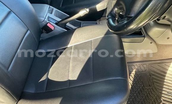 Comprar Usado Isuzu KB Branco Carro em Maputo em Maputo Comprar Usado Isuzu KB Branco Carro em Maputo em Maputo