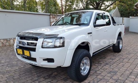 Tenga Tsaru Ford Ranger Chena Mota in Maputo in Maputo