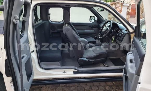 Nunua Ilio tumika Ford Ranger Nyeupe Gari ndani ya Maputo nchini Maputo Nunua Ilio tumika Ford Ranger Nyeupe Gari ndani ya Maputo nchini Maputo