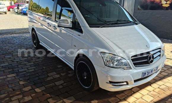 Tenga Tsaru Mercedes‒Benz Viano Chena Mota in Maputo in Maputo Tenga Tsaru Mercedes‒Benz Viano Chena Mota in Maputo in Maputo