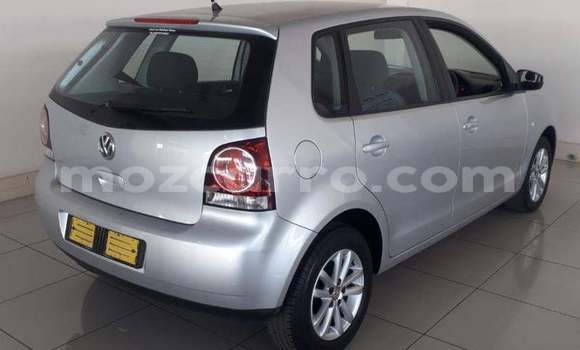 Nunua Ilio tumika Volkswagen Polo Fedha Gari ndani ya Maputo nchini Maputo Nunua Ilio tumika Volkswagen Polo Fedha Gari ndani ya Maputo nchini Maputo