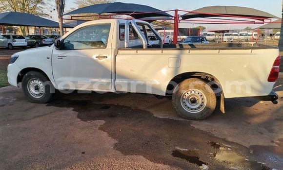 Comprar Usado Toyota Hilux Branco Carro em Maputo em Maputo Comprar Usado Toyota Hilux Branco Carro em Maputo em Maputo