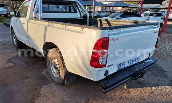 Comprar Usado Toyota Hilux Branco Carro em Maputo em Maputo Comprar Usado Toyota Hilux Branco Carro em Maputo em Maputo