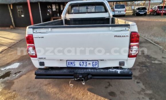 Comprar Usado Toyota Hilux Branco Carro em Maputo em Maputo Comprar Usado Toyota Hilux Branco Carro em Maputo em Maputo