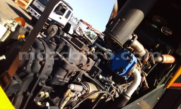 Comprar Usado Caterpillar 120 De outros Caminhão em Maputo em Maputo Comprar Usado Caterpillar 120 De outros Caminhão em Maputo em Maputo