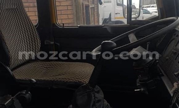 Nunua Ilio tumika Iveco Cargo Nyingine Lori ndani ya Mocambique nchini Nampula Nunua Ilio tumika Iveco Cargo Nyingine Lori ndani ya Mocambique nchini Nampula