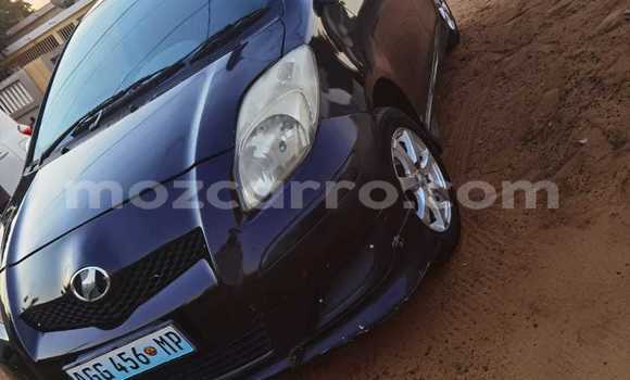 Comprar Usado Toyota Vitz Preto Carro em Maputo em Maputo