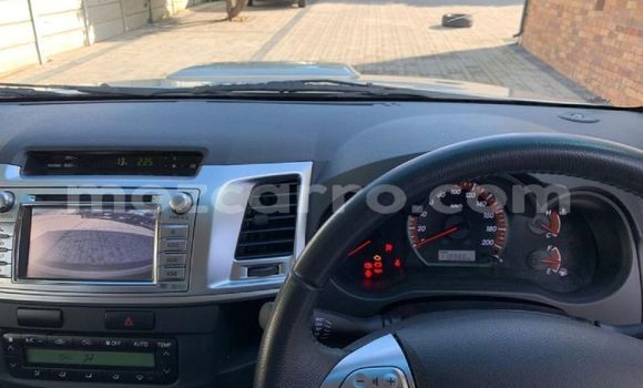 Buy Used Toyota Hilux Brown Car in Maputo in Maputo Buy Used Toyota Hilux Brown Car in Maputo in Maputo