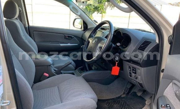Buy Used Toyota Hilux Brown Car in Maputo in Maputo Buy Used Toyota Hilux Brown Car in Maputo in Maputo