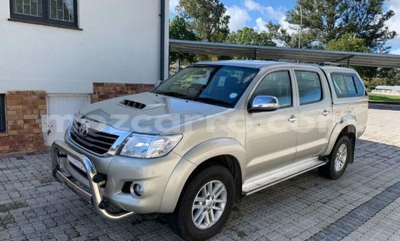 Buy Used Toyota Hilux Brown Car in Maputo in Maputo Buy Used Toyota Hilux Brown Car in Maputo in Maputo