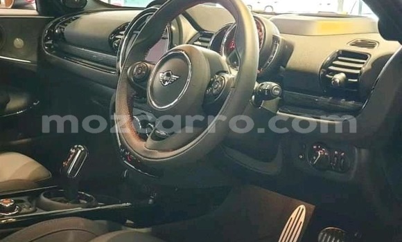 Tenga Tsaru MINI Clubman Nhema Mota in Maputo in Maputo Tenga Tsaru MINI Clubman Nhema Mota in Maputo in Maputo