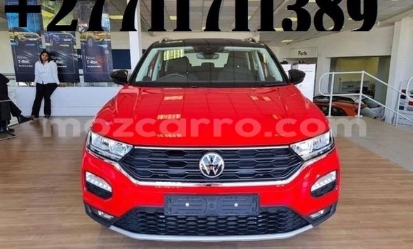 Buy Used Volkswagen T-Roc Red Car in Maputo in Maputo