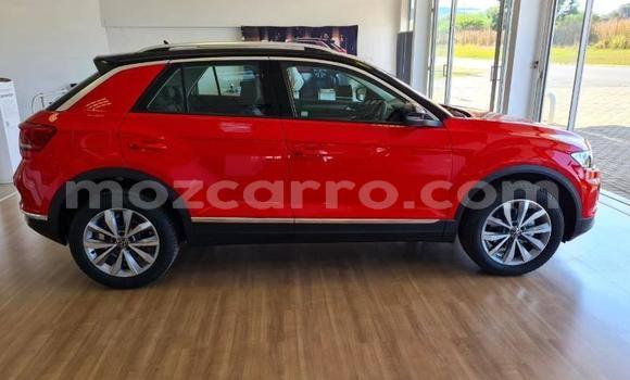 Comprar Usado Volkswagen T-Roc Vermelho Carro em Maputo em Maputo Comprar Usado Volkswagen T-Roc Vermelho Carro em Maputo em Maputo