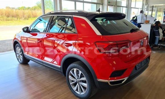 Comprar Usado Volkswagen T-Roc Vermelho Carro em Maputo em Maputo Comprar Usado Volkswagen T-Roc Vermelho Carro em Maputo em Maputo