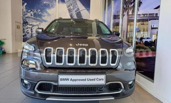 Comprar Usado Jeep Cherokee Prata Carro em Maputo em Maputo Comprar Usado Jeep Cherokee Prata Carro em Maputo em Maputo