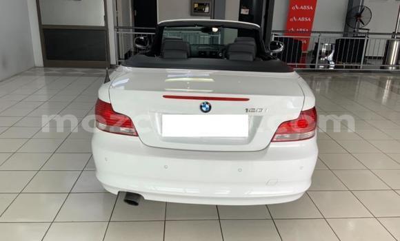 Comprar Usado BMW 1-Series Branco Carro em Maputo em Maputo Comprar Usado BMW 1-Series Branco Carro em Maputo em Maputo