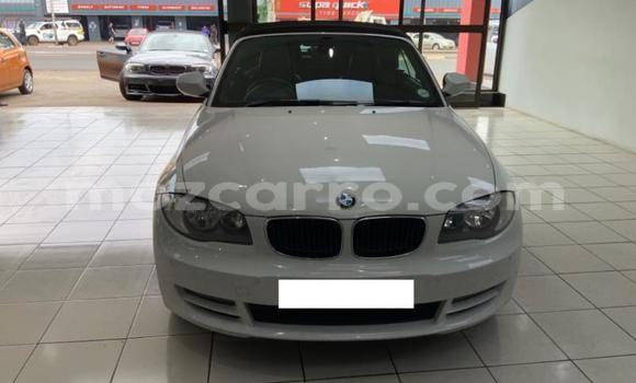Comprar Usado BMW 1-Series Branco Carro em Maputo em Maputo Comprar Usado BMW 1-Series Branco Carro em Maputo em Maputo