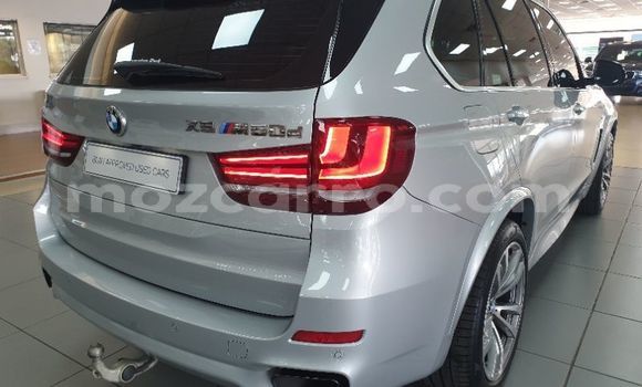 Nunua Ilio tumika BMW X5 Fedha Gari ndani ya Maputo nchini Maputo Nunua Ilio tumika BMW X5 Fedha Gari ndani ya Maputo nchini Maputo
