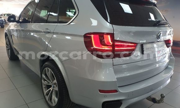 Nunua Ilio tumika BMW X5 Fedha Gari ndani ya Maputo nchini Maputo Nunua Ilio tumika BMW X5 Fedha Gari ndani ya Maputo nchini Maputo