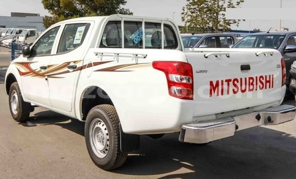 Nunua Imported Mitsubishi L200 Nyeupe Gari ndani ya Import - Dubai nchini Cabo Delgado Nunua Imported Mitsubishi L200 Nyeupe Gari ndani ya Import - Dubai nchini Cabo Delgado