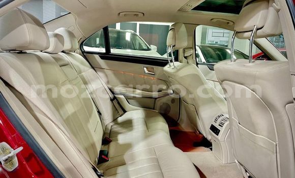 Buy Used Mercedes-Benz E-Classe Red Car in Maputo in Maputo Buy Used Mercedes-Benz E-Classe Red Car in Maputo in Maputo