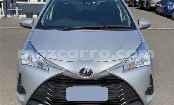 Comprar Usado Toyota Vitz Prata Carro em Maputo em Maputo Comprar Usado Toyota Vitz Prata Carro em Maputo em Maputo