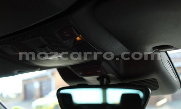 Buy Used Mercedes‒Benz C-Class Silver Car in Maputo in Maputo Buy Used Mercedes‒Benz C-Class Silver Car in Maputo in Maputo