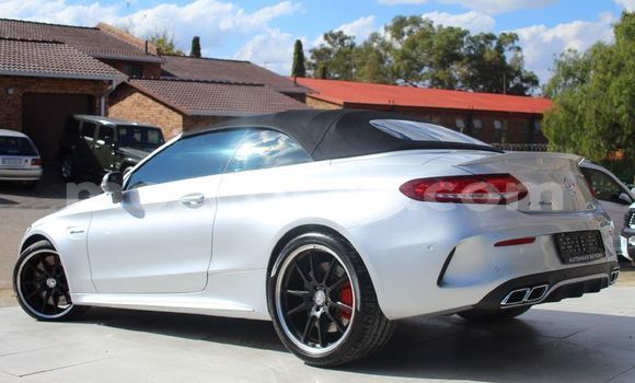 Buy Used Mercedes‒Benz C-Class Silver Car in Maputo in Maputo Buy Used Mercedes‒Benz C-Class Silver Car in Maputo in Maputo