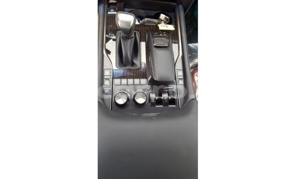 Tenga Imported Lexus LX Zvimwe Mota in Import - Dubai in Cabo Delgado Tenga Imported Lexus LX Zvimwe Mota in Import - Dubai in Cabo Delgado