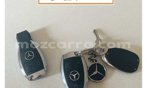 Nunua Ilio tumika Mercedes‒Benz CLA-klasse AMG Nyekundu Gari ndani ya Maputo nchini Maputo Nunua Ilio tumika Mercedes‒Benz CLA-klasse AMG Nyekundu Gari ndani ya Maputo nchini Maputo