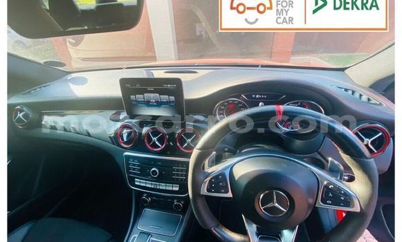 Nunua Ilio tumika Mercedes‒Benz CLA-klasse AMG Nyekundu Gari ndani ya Maputo nchini Maputo Nunua Ilio tumika Mercedes‒Benz CLA-klasse AMG Nyekundu Gari ndani ya Maputo nchini Maputo