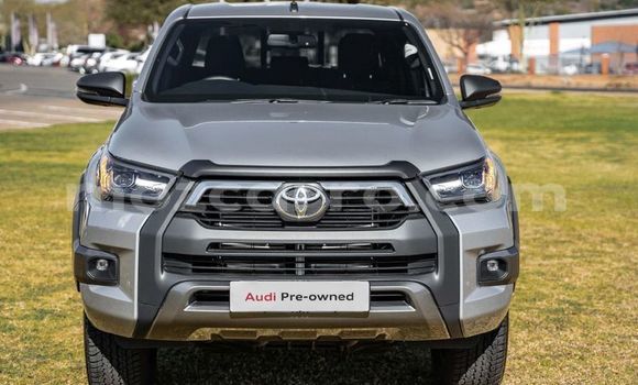 Buy Used Toyota Hilux Silver Car in Maputo in Maputo Buy Used Toyota Hilux Silver Car in Maputo in Maputo