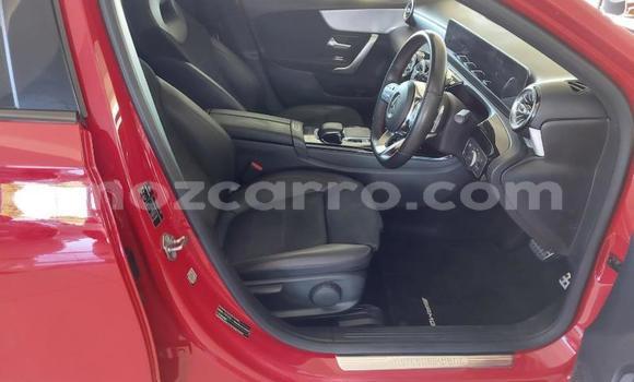 Comprar Usado Mercedes‒Benz GLA-klasse Vermelho Carro em Maputo em Maputo Comprar Usado Mercedes‒Benz GLA-klasse Vermelho Carro em Maputo em Maputo
