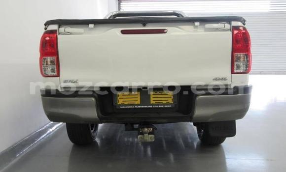 Comprar Usado Toyota Hilux Branco Carro em Maputo em Maputo Comprar Usado Toyota Hilux Branco Carro em Maputo em Maputo