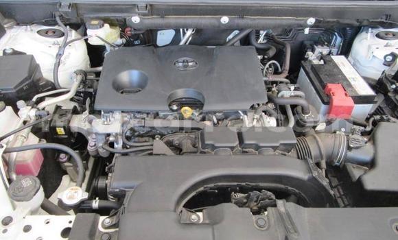 Comprar Usado Toyota RAV4 Branco Carro em Maputo em Maputo Comprar Usado Toyota RAV4 Branco Carro em Maputo em Maputo